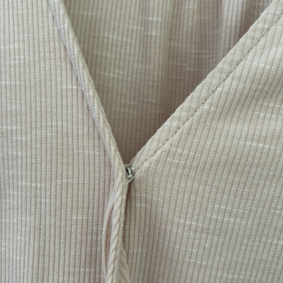 Allison Joy from Evereve wrap top - Picture 5 of 6